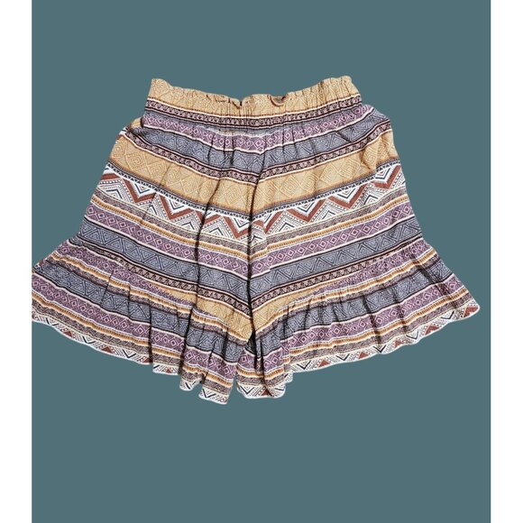 2/$35 POL Boho-Style Elastic Waist Hi Rise Ruffle Hem Shorts Womens Small - Picture 3 of 4